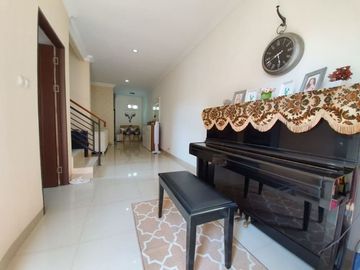 TOWN HOUSE EXCLUSIF MURAH DI CINERE DEPOK