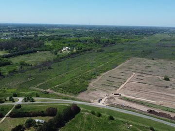 NUEVO BARRIO PILAR CHICO - LOTES EN POZO