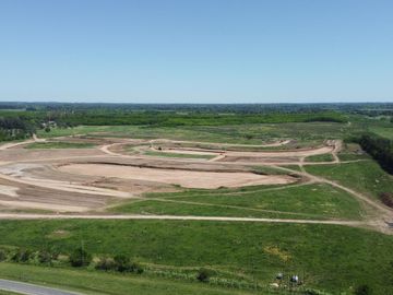 NUEVO BARRIO PILAR CHICO - LOTES EN POZO