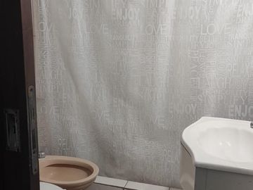 CASA LOTE PROPIO IDEAL 2 FAMILIAS