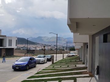 CASA EN VENTA EN PACHUQUILLA, HIDALGO