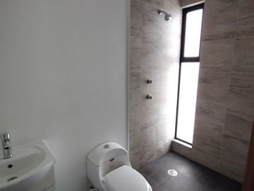 CASA EN VENTA EN PACHUQUILLA, HIDALGO