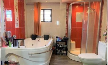 CLASSIC 3-STOREY, 5-BEDROOM HOUSE WITH BALCONIES FOR SALE IN BF PILAR SOUTHVILLE
