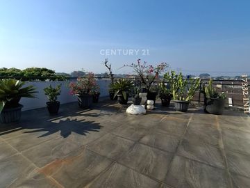 Disewakan Rumah Mewah Di Paradise Serpong City