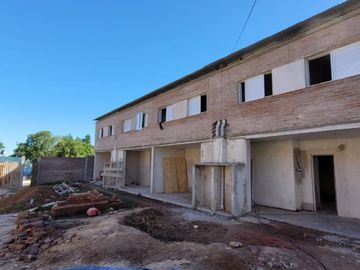 VENTA - DUPLEX 3 HAB. BARRIO CERRADO AV. ZANNI