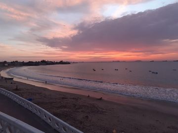 Se Vende Casa Cerca del Mar en Ballenita