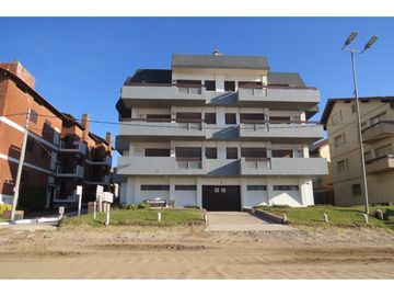 Departamento en Venta - Frente al Mar - Cochera - Terraza