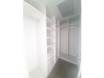 VENTA APARTAMENTO AVENIDA BALBOA YOO 135 m2 PISO ALTO
