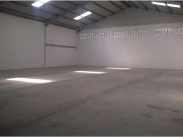 Se Alquila/Vende Amplia Galera en Tocumen