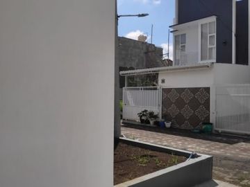 Rumah Malang dijual Murah 2 Lantai Dekat Pintu Tol | 0