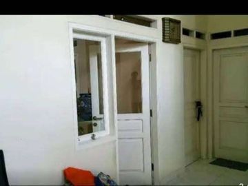 Rumah minimalis dan siap huni di arcamanik dekat antapani