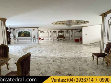 Casa de venta en Urdesa - Cerca Policentro – código:13364