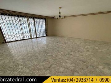 Casa de venta en Urdesa - Cerca Policentro – código:13364