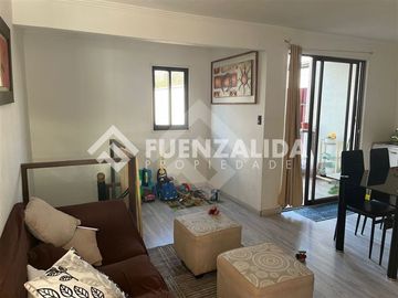 Casa en venta de 3 dorm. en Quinta Normal