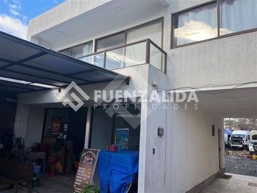 Casa en venta de 3 dorm. en Quinta Normal