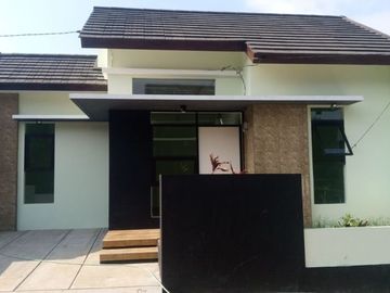 Rumah Ready Stock TERLARIS Dekat IKEA Kotabaru Parahyangan Bandung