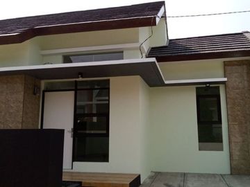 Rumah Ready Stock TERLARIS Dekat IKEA Kotabaru Parahyangan Bandung