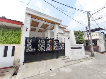 Rumah SHM Bebas Banjir 15 menit ke Plaza Metropolitan Siap KPR J-49378