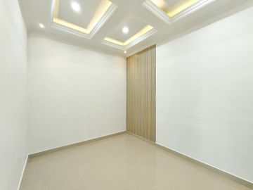Rumah SHM Bebas Banjir 15 menit ke Plaza Metropolitan Siap KPR J-49378