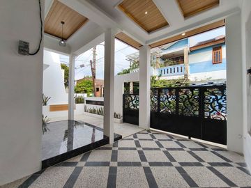 Rumah SHM Bebas Banjir 15 menit ke Plaza Metropolitan Siap KPR J-49378