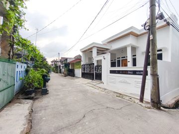 Rumah SHM Bebas Banjir 15 menit ke Plaza Metropolitan Siap KPR J-49378