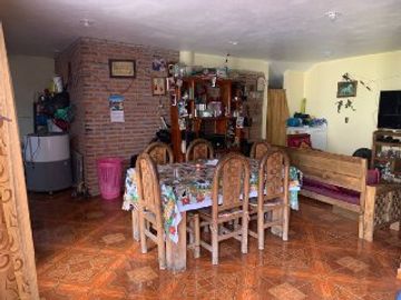 Tepotzotlan Casa en Venta Con 3locales y 3departamentos independientes