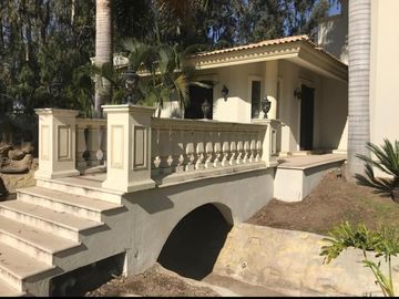 ESPECTACULAR MANSIÓN  EN VENTA EN SAN ISIDRO MAZATEPEC