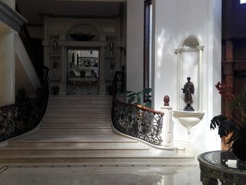 ESPECTACULAR MANSIÓN  EN VENTA EN SAN ISIDRO MAZATEPEC