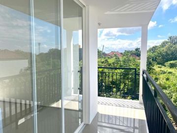 MILIKI SEGERA RUMAH CANTIK SIAP HUNI LOKASI STRATEGIS DI JIMBARAN