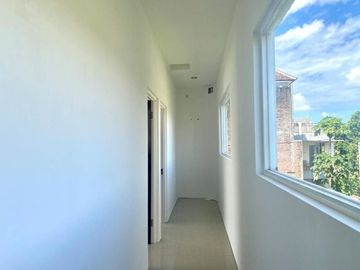 MILIKI SEGERA RUMAH CANTIK SIAP HUNI LOKASI STRATEGIS DI JIMBARAN
