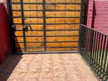 Villa Maestranza, Casa de dos pisos, 3 dorm. 3 baños, San Bd