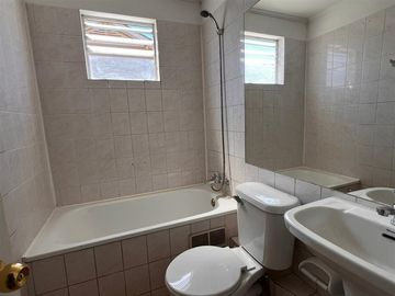Villa Maestranza, Casa de dos pisos, 3 dorm. 3 baños, San Bd