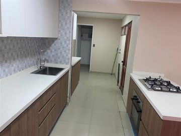Villa Maestranza, Casa de dos pisos, 3 dorm. 3 baños, San Bd