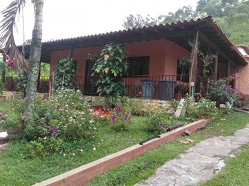 CASA CAMPESTRE en VENTA en Chinácota ALAMOS