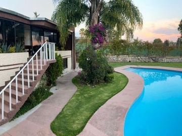 CASA CON ALBERCA EN VENTA EN VALSEQUILLO, PUEBLA