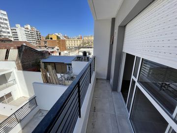 MONOAMBIENTE EN BARRIO CENTRO EN VENTA