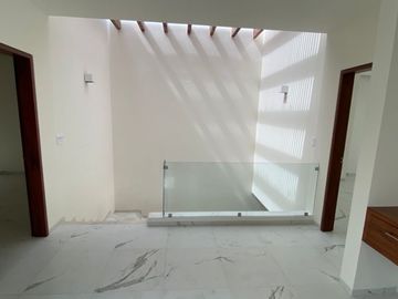 Estrene en privada de 4 casas