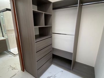 Estrene en privada de 4 casas
