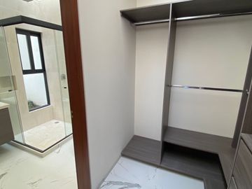 Estrene en privada de 4 casas
