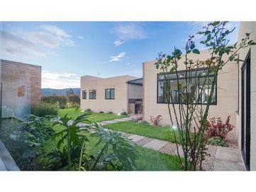 CASA CAMPESTRE CONTEMPORNEA Y MODERNA / TENJO CUNDINAMARCA