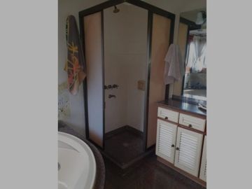 VENDO CHALET 4 AMBIENTES