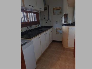 VENDO CHALET 4 AMBIENTES
