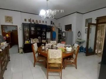 Rumah 2 Lantai Di Jakarta Selatan WT 17519