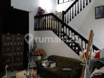 Rumah Mewah Cantik 2 Lantai Siap Huni Akses Mudah di Giriloka 1 BSD City, Tangerang