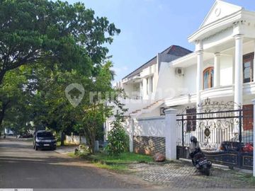 Rumah Mewah Cantik 2 Lantai Siap Huni Akses Mudah di Giriloka 1 BSD City, Tangerang