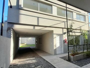 Duplex en venta en Castelar Sur