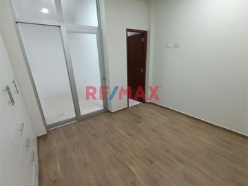 🏡 ¡Departamento exclusivo en venta en Los Sauces, Pimentel! 🏖️

✨ Área total y techada: 120.50 m²
📍 Ubicado en la exclusiva Urbanización Los Sauces