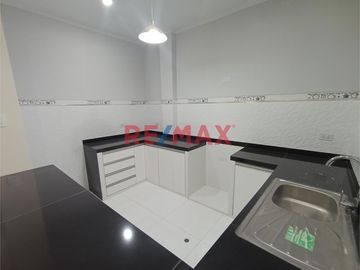 🏡 ¡Departamento exclusivo en venta en Los Sauces, Pimentel! 🏖️

✨ Área total y techada: 120.50 m²
📍 Ubicado en la exclusiva Urbanización Los Sauces