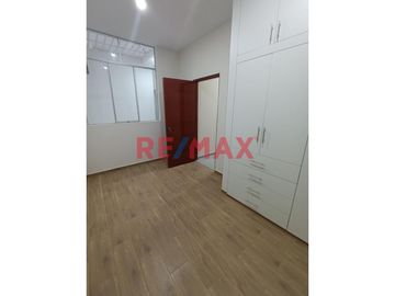 🏡 ¡Departamento exclusivo en venta en Los Sauces, Pimentel! 🏖️

✨ Área total y techada: 120.50 m²
📍 Ubicado en la exclusiva Urbanización Los Sauces
