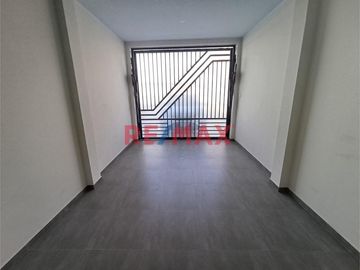 🏡 ¡Departamento exclusivo en venta en Los Sauces, Pimentel! 🏖️

✨ Área total y techada: 120.50 m²
📍 Ubicado en la exclusiva Urbanización Los Sauces